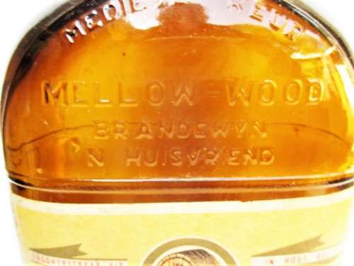 VINTAGE MELLOW-WOOD BRANDEWYN BOTTLE