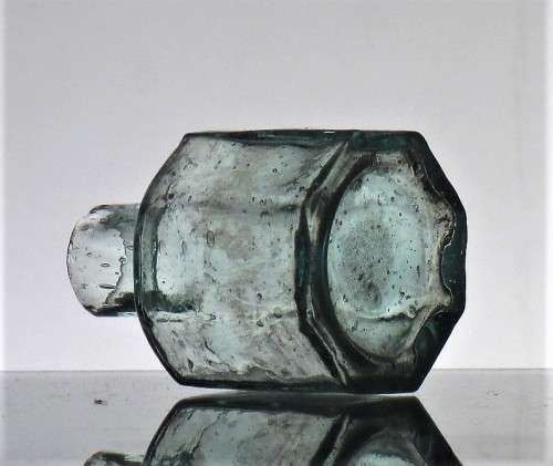 INK  BOTTLE