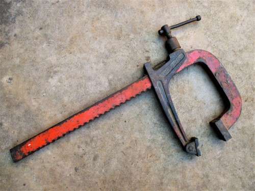 VERY LARGE CAVER CLAMP