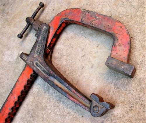 VERY LARGE CAVER CLAMP
