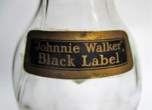 VINTAGE JONNIE WALKER BLACK LABEL BOTTLE