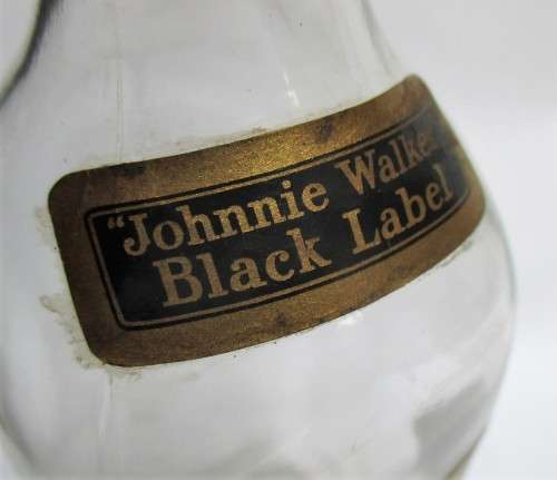 VINTAGE JONNIE WALKER BLACK LABEL BOTTLE