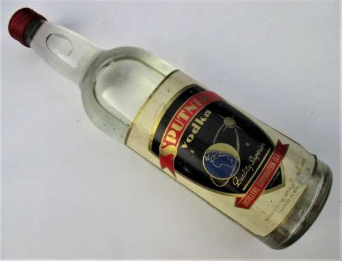 VINTAGE SPUTNIK VODKA DUMMY BOTTLE
