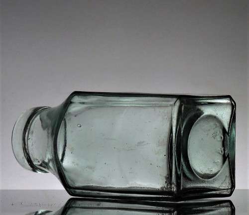 ANTIQUE PICKLE BOTTLE