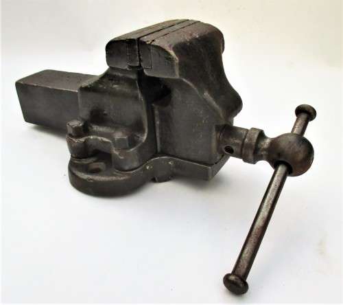 SMALL BENCH VICE