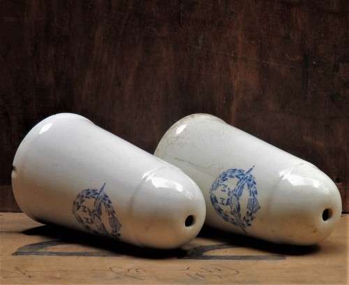 SOUTH AFRICAN MILLITRY SALT and SALT POT