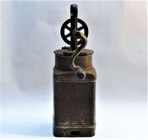 VINTAGE BUTTER CHURN