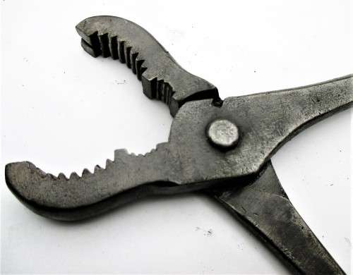 VINTAGE PLIERS