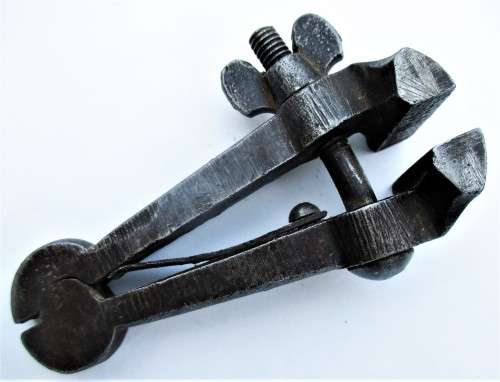HAND VICE
