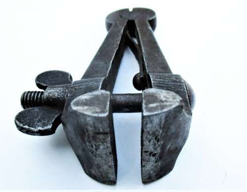 HAND VICE