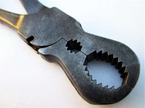VINTAGE PLIERS