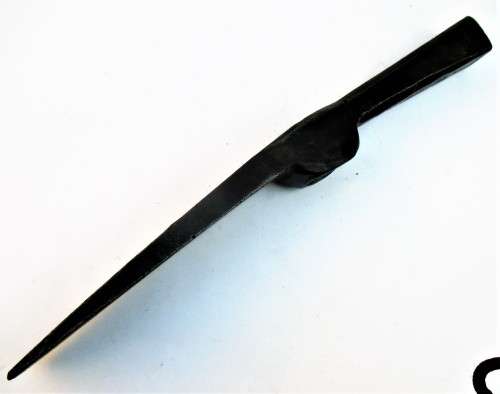 VINTAGE MASONRY HAMMER PICK HEAD