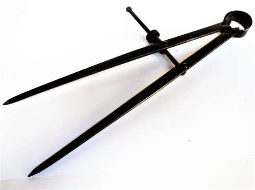DIVIDING CALIPER