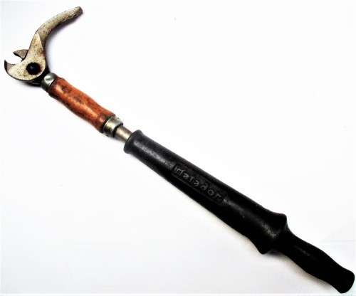 MATADOR NAIL PULLER