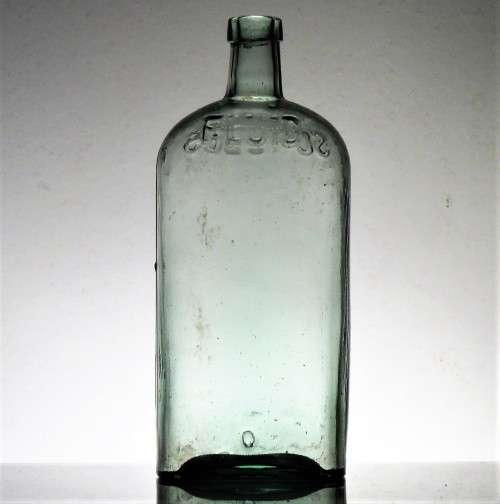 ANTIQUE SCRUBBS FLUID BOTTLE