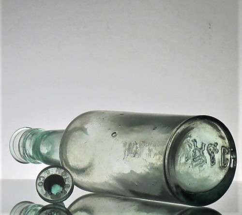 ANTIQUE HOLLBROOK AND CO. BOTTLE