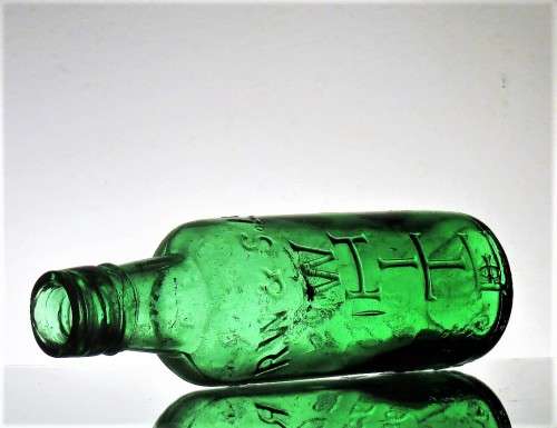 ANTIQUE RW AND S.Ld. WHITE SODA BOTTLE