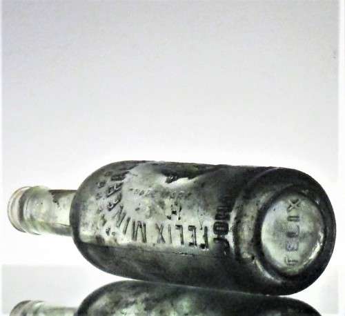FELIX MINERAL WATER WORKS JOHANNESBURG BOTTLE