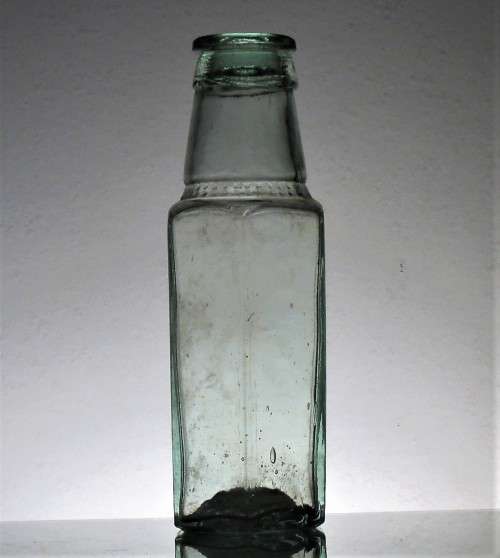ANTIQUE PICKLE BOTTLE