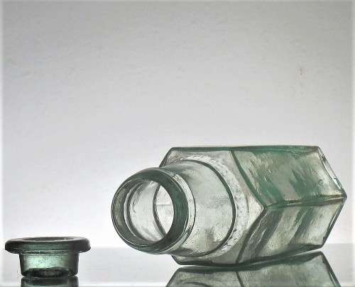 ANTIQUE PICKLE BOTTLE