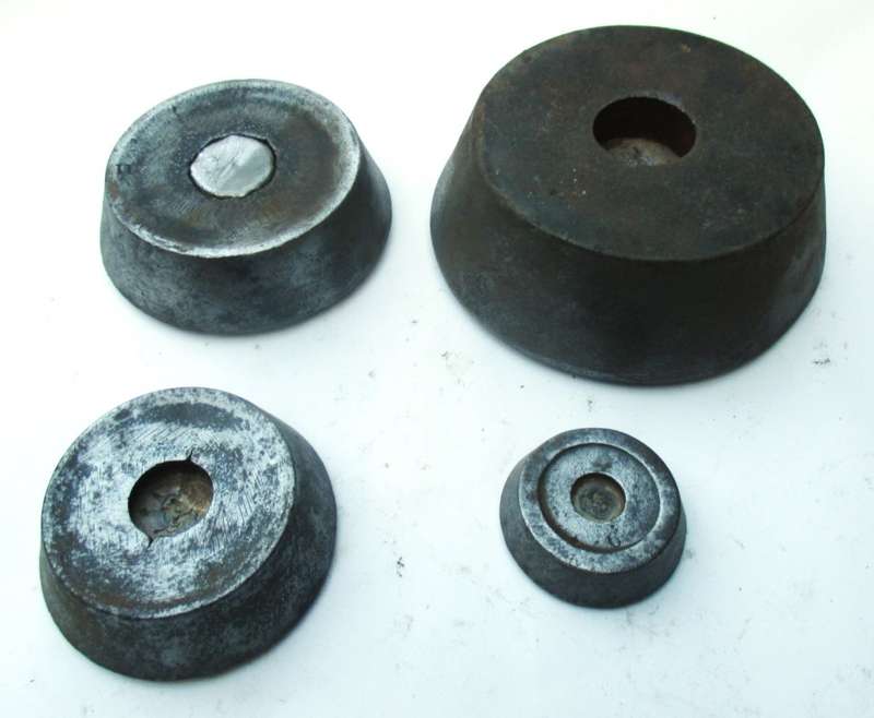 ANTIQUE SCALE WEIGHTS