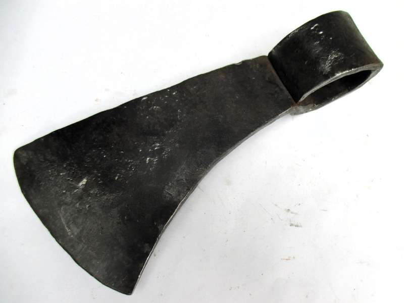 AXE HEAD