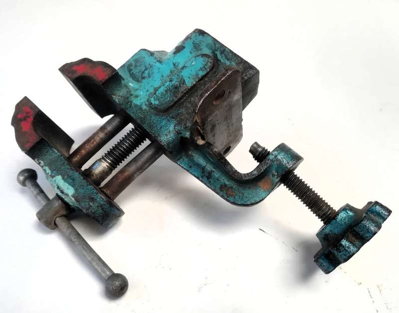 SMALL BENCH VICE