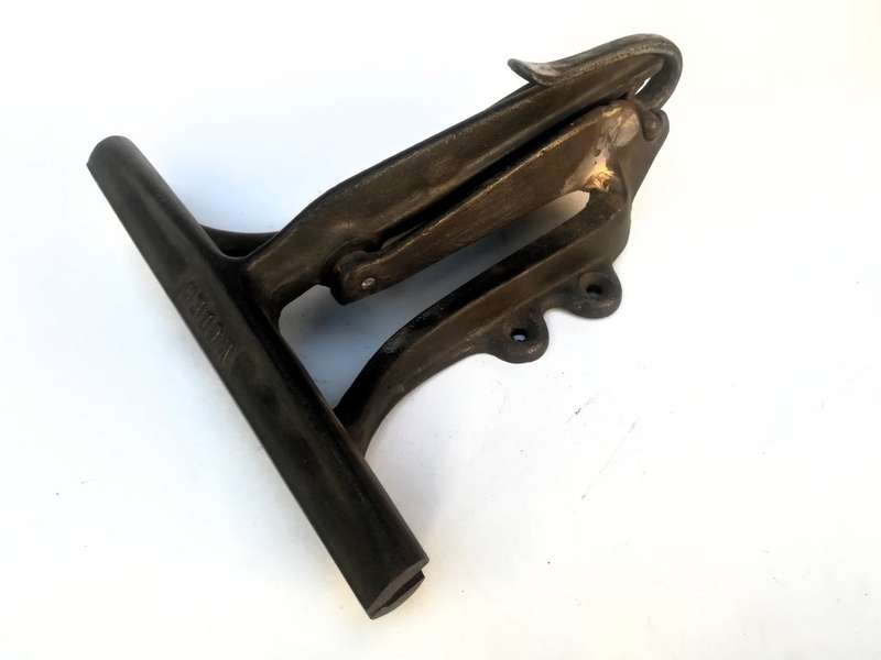 Woden Saw Clamp/Vice