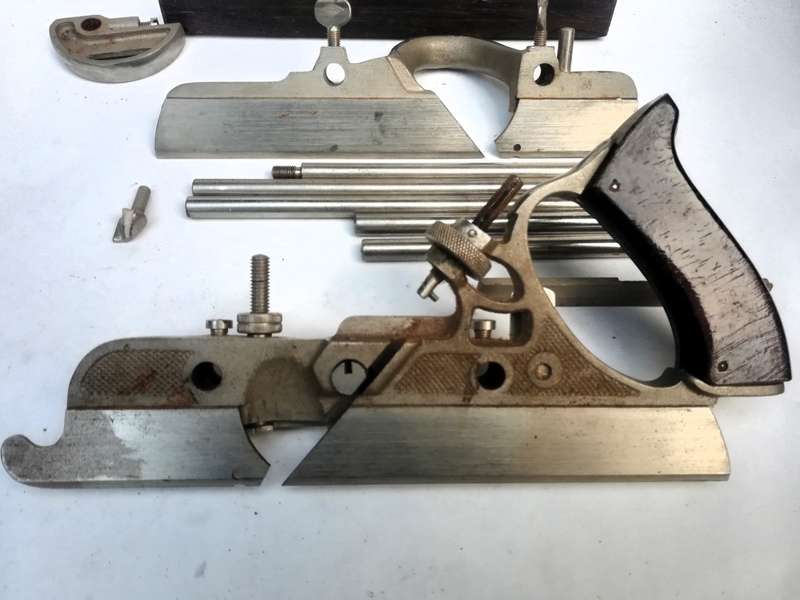 RECORD No. 45 COMBINATION PLANE