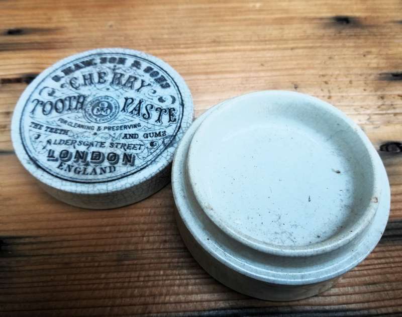 S. MAW & SONS CHERRY TOOTH PASTE POT LID