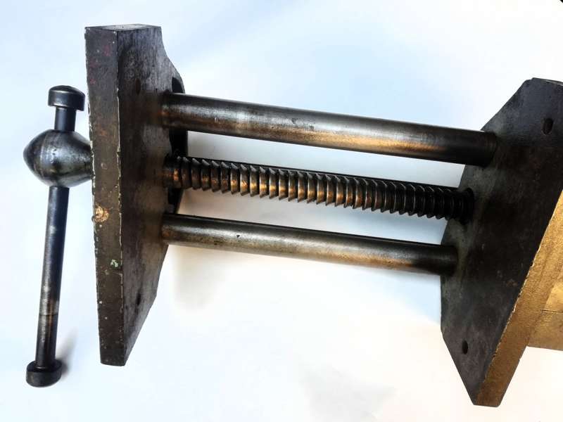 RECORD No.52 WOOD WORKERS VICE
