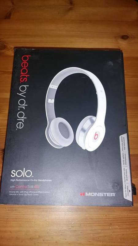 BEATS BY DRE SOLO **BRAND NEW** FREE COURIER