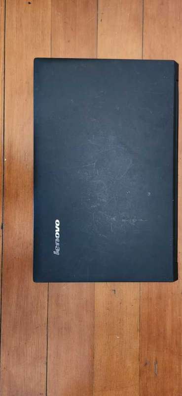 Lenovo B590 model 20206 - cracked display, no hdd or ram
