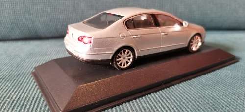 Volkswagen Passat scale model