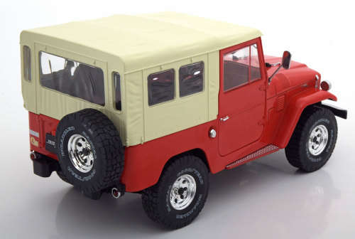 Toyota Land Cruiser FJ40 (Triple 9 1:18)