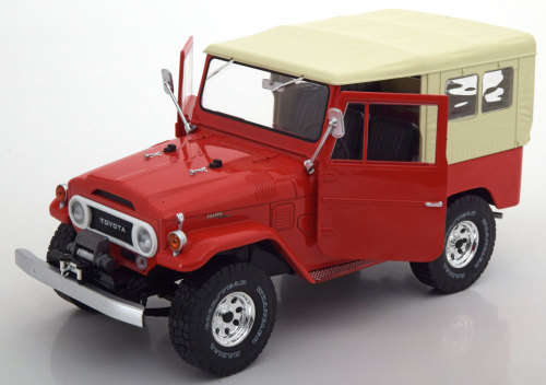 Toyota Land Cruiser FJ40 (Triple 9 1:18)