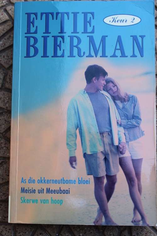 Ettie Bierman omnibus keur 2