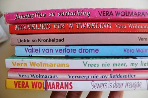 7 x Vera Wolmarans boeke