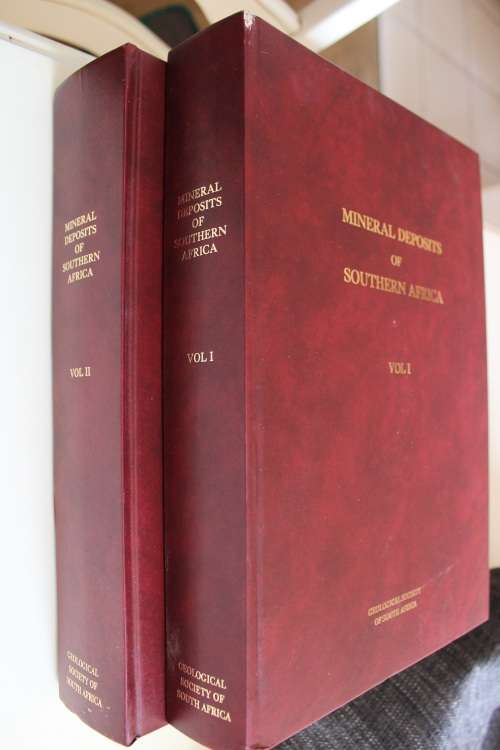 Mineral Deposits of Southern Africa - Anhaeusser