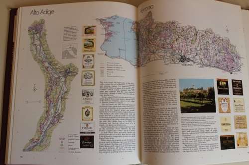 The World Atlas of Wine - Hugh Johnson - 1971