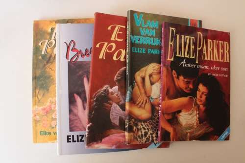 5 x Elize Parker boeke