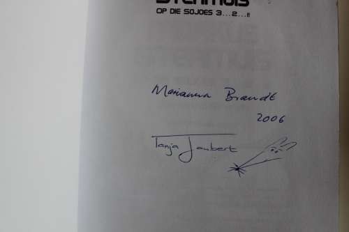 GETEKEN: Markus Stermuis op die Sojoes 3...2... - Marianna Brandt