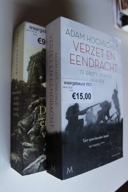 2 x Eerste Wereldoorlog boeke in Nederlands baie mooi