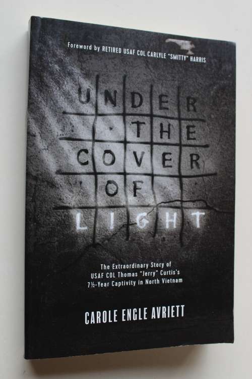 Under the cover of light - Avriett