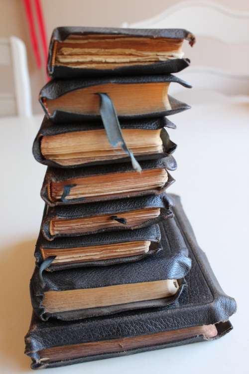 Versameling Bybels, Psalms en Gesange boeke