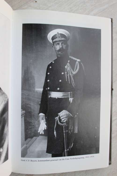 Generaal J.C.G. Kemp En Die Epiese Woestyntog    - Van Schoor