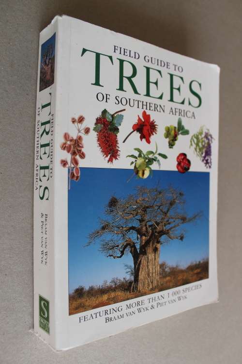 Field guide to Trees of Southern Africa - Van Wyk
