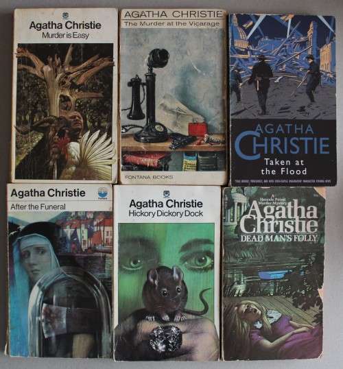 10 x Agatha Christie paperbacks in reading condition