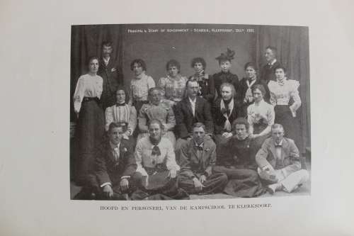 GEDENKBOEK uitgegeven door de Vereniging van Onderwijzers en Onderwijzeressen in Zuid-Afrika