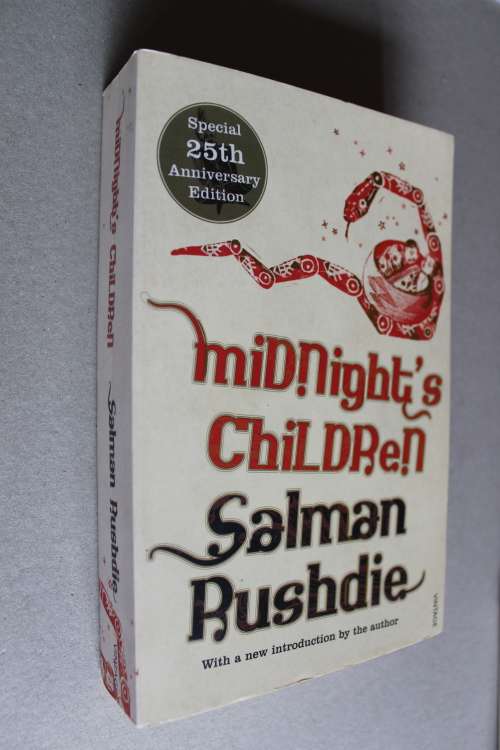 Midnight's Children -   Salman Rushdie